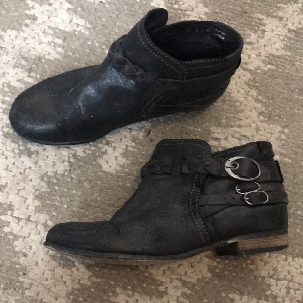 Women’s Aldo Casual Shoe